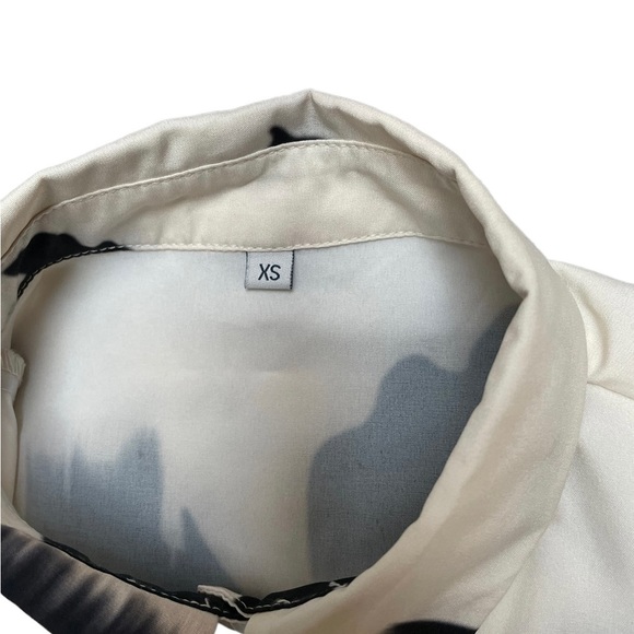 Shein Cream ling sleeve lightweight button down blouse size XS - Picture 12 of 12